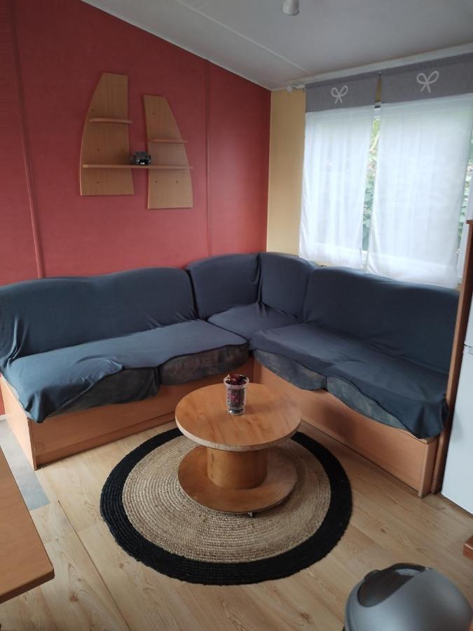 Mobil-Home Coin De Paradis En Cote D'Opale Sur Terrain Prive Et Sa Caravane Hermelinghen Bagian luar foto
