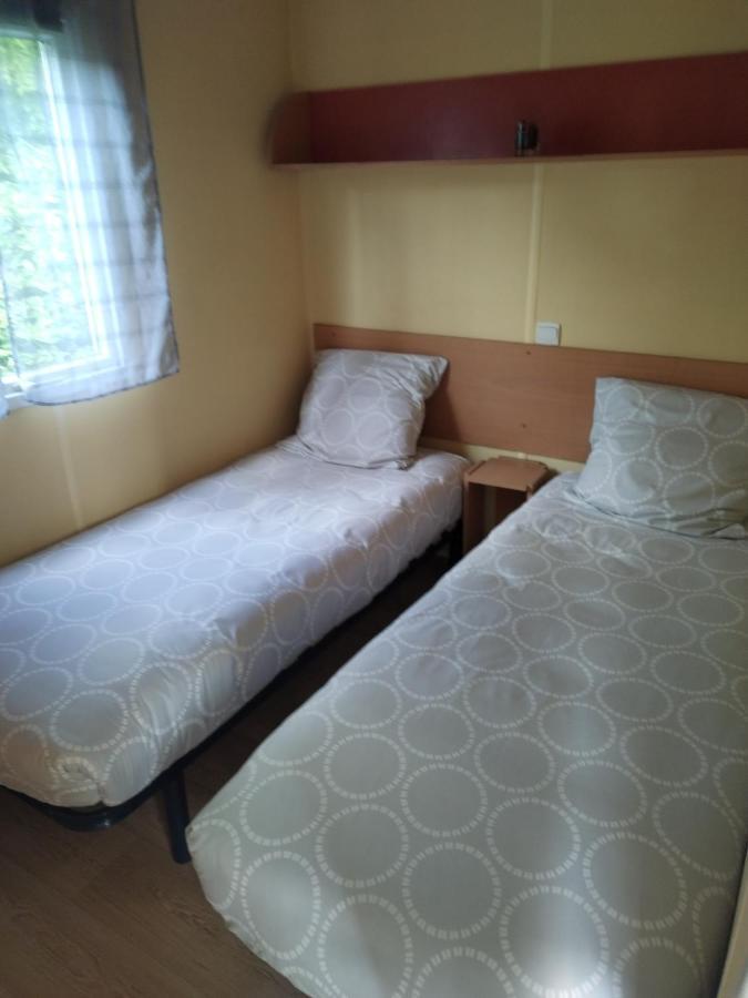 Mobil-Home Coin De Paradis En Cote D'Opale Sur Terrain Prive Et Sa Caravane Hermelinghen Bagian luar foto